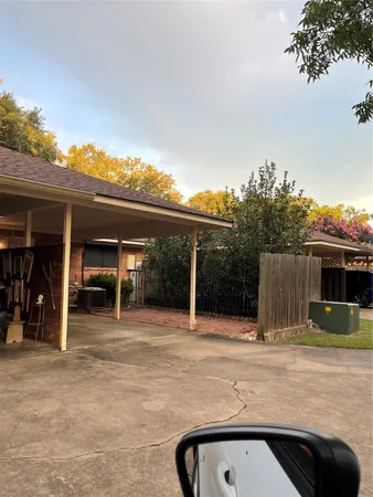 $1,100 | 2100 Austin Street, Unit 6, Bay City, TX 77414