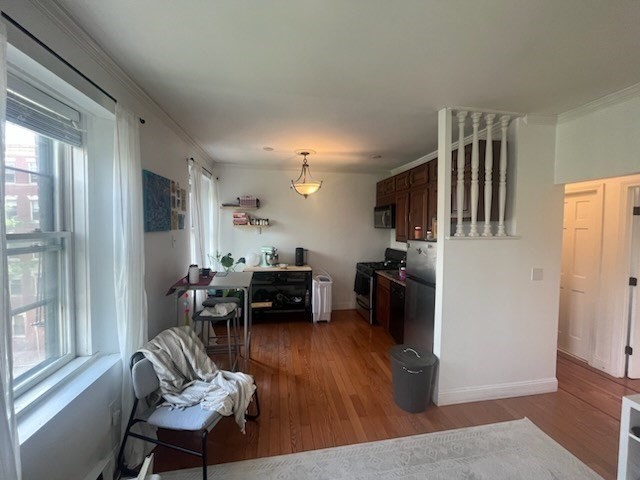 59 Phillips Street, Unit 7 Boston, MA 02114 - Photo 3 of 12