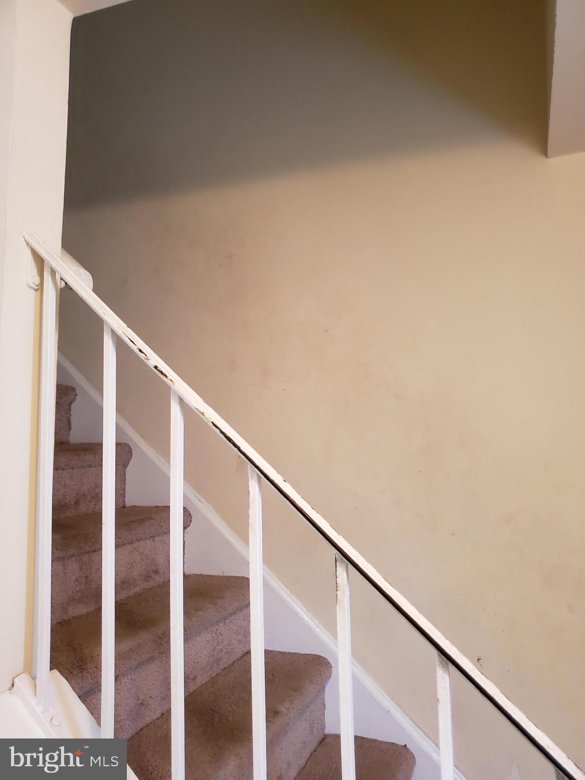 104 Hampshire Road Sicklerville, NJ 08081 - Photo 3 of 12 Gallery Image 3