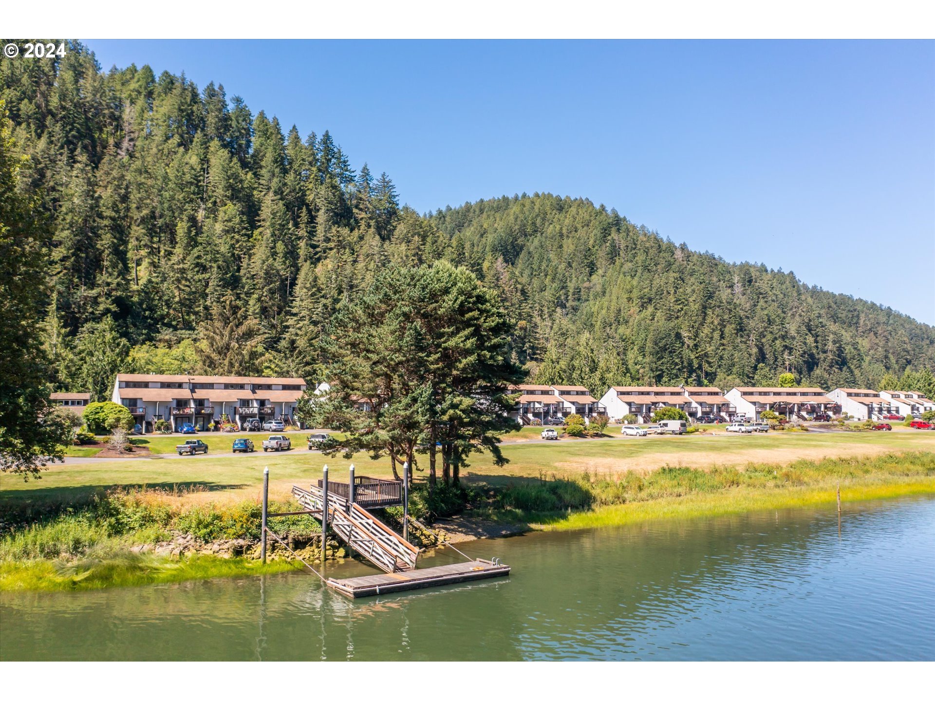 43605 Highway 38, Unit 10 Reedsport, OR 97467 - Photo 5 of 36 Gallery Image 5