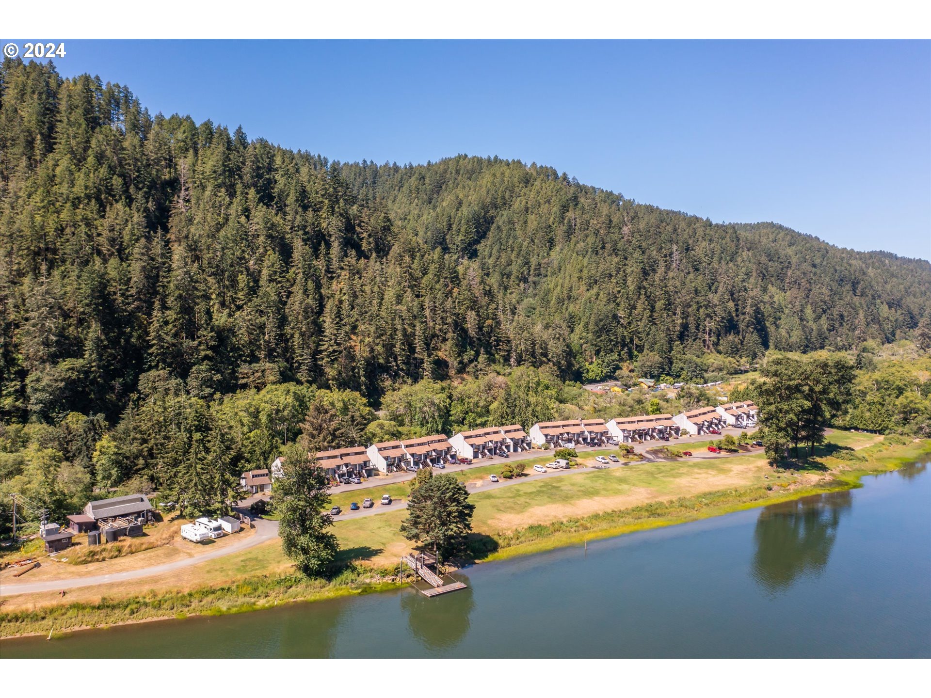 43605 Highway 38, Unit 10 Reedsport, OR 97467 - Photo 6 of 36 Gallery Image 6