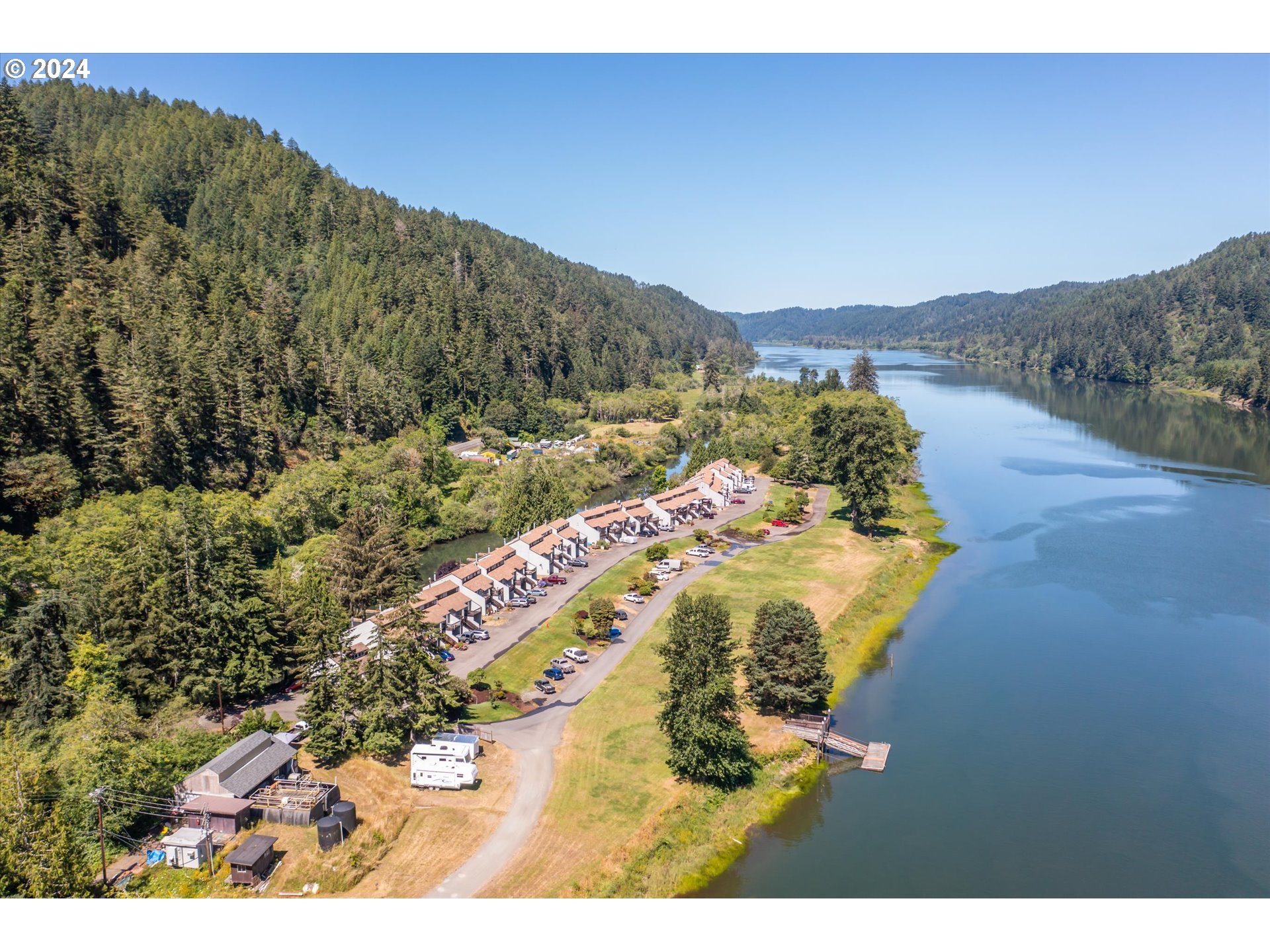 43605 Highway 38, Unit 10 Reedsport, OR 97467 - Photo 7 of 36 Gallery Image 7