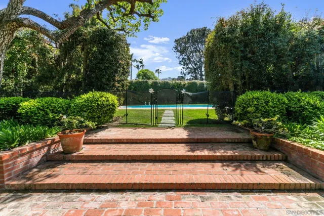 $17,900 | 2315 Avenida De La Playa, La Jolla, CA 92037