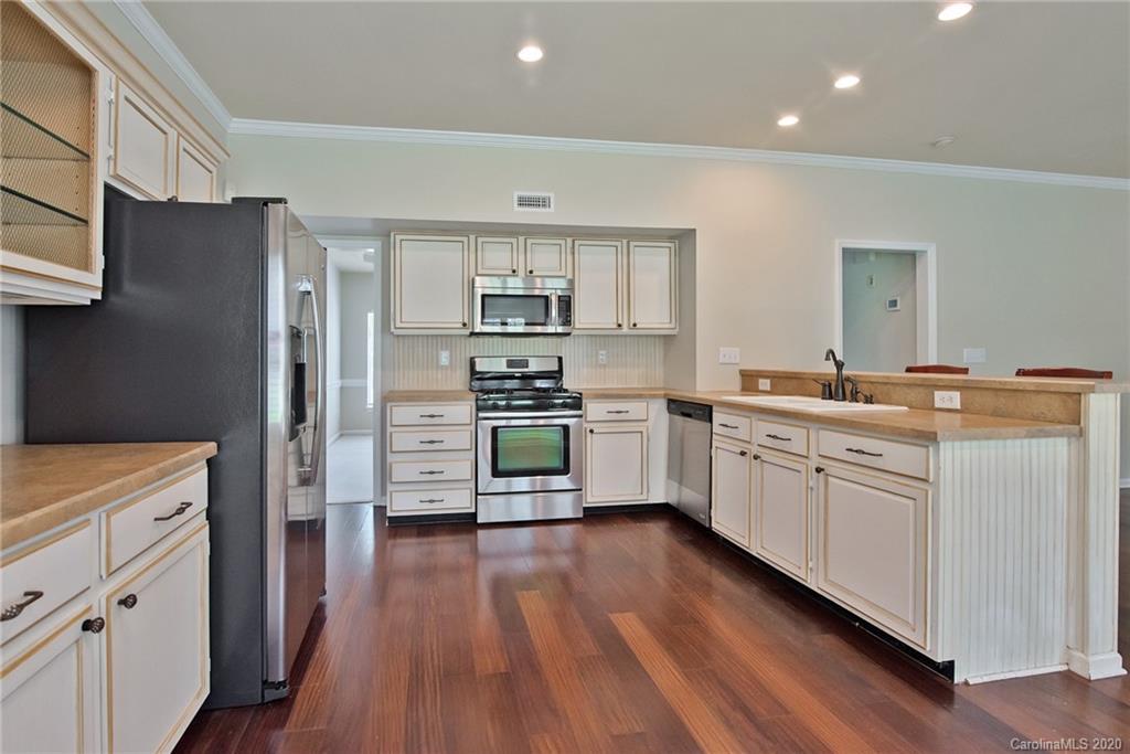 6809 Oldecastle Court Charlotte, NC 28277 - Photo 18 of 44