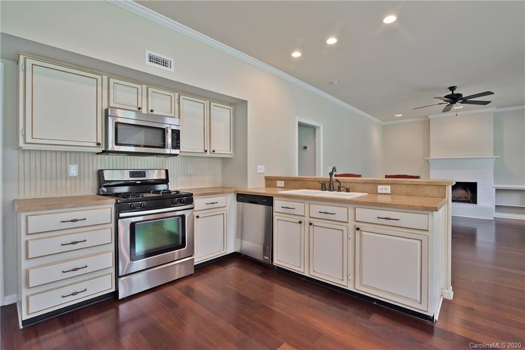 6809 Oldecastle Court Charlotte, NC 28277 - Photo 20 of 44