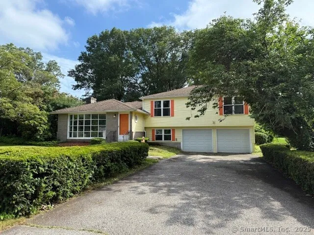 $525,000 | 847 Glenbrook Road, Orange, CT 06477