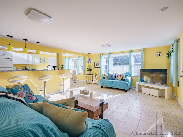 847 Glenbrook Road Orange, CT 06477 - Photo 11 of 36