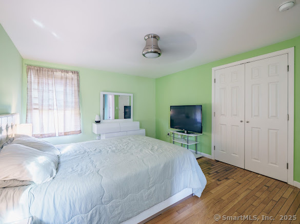 847 Glenbrook Road Orange, CT 06477 - Photo 17 of 36