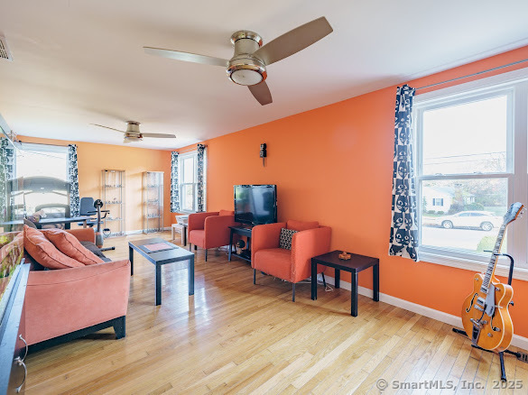 847 Glenbrook Road Orange, CT 06477 - Photo 22 of 36