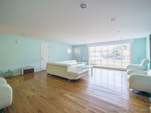 847 Glenbrook Road Orange, CT 06477 - Photo 26 of 36