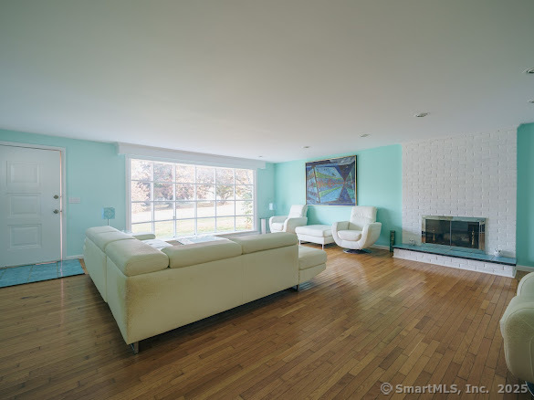 847 Glenbrook Road Orange, CT 06477 - Photo 29 of 36