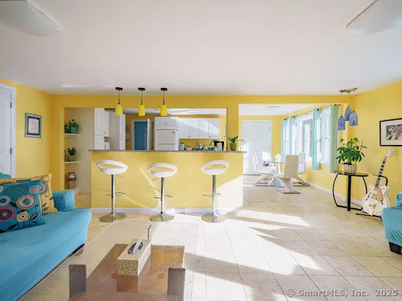 $525,000 | 847 Glenbrook Road, Orange, CT 06477