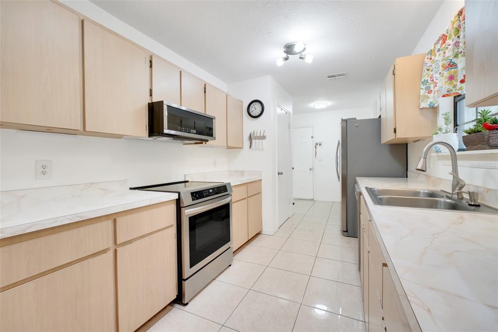 615 East Inverness Boulevard Inverness, FL 34452 - Photo 13 of 37