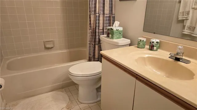 $245,000 | 4580 Andover Way, Unit 305B, Naples, FL 34112