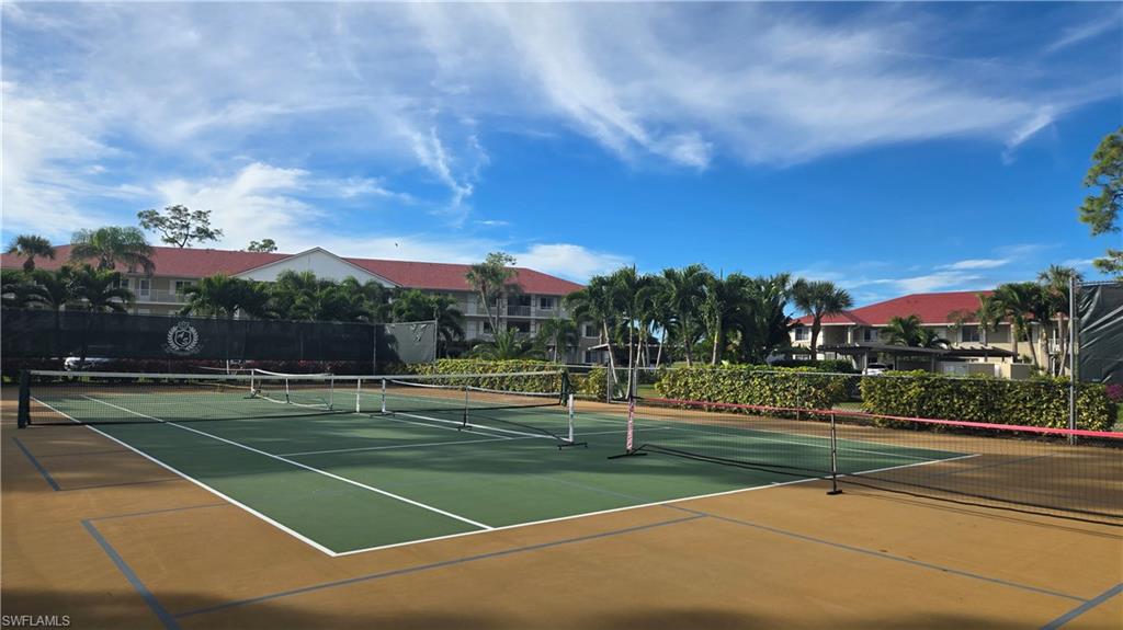 4580 Andover Way, Unit 305B Naples, FL 34112 - Photo 20 of 32 Andover tennis court with pickleball lines