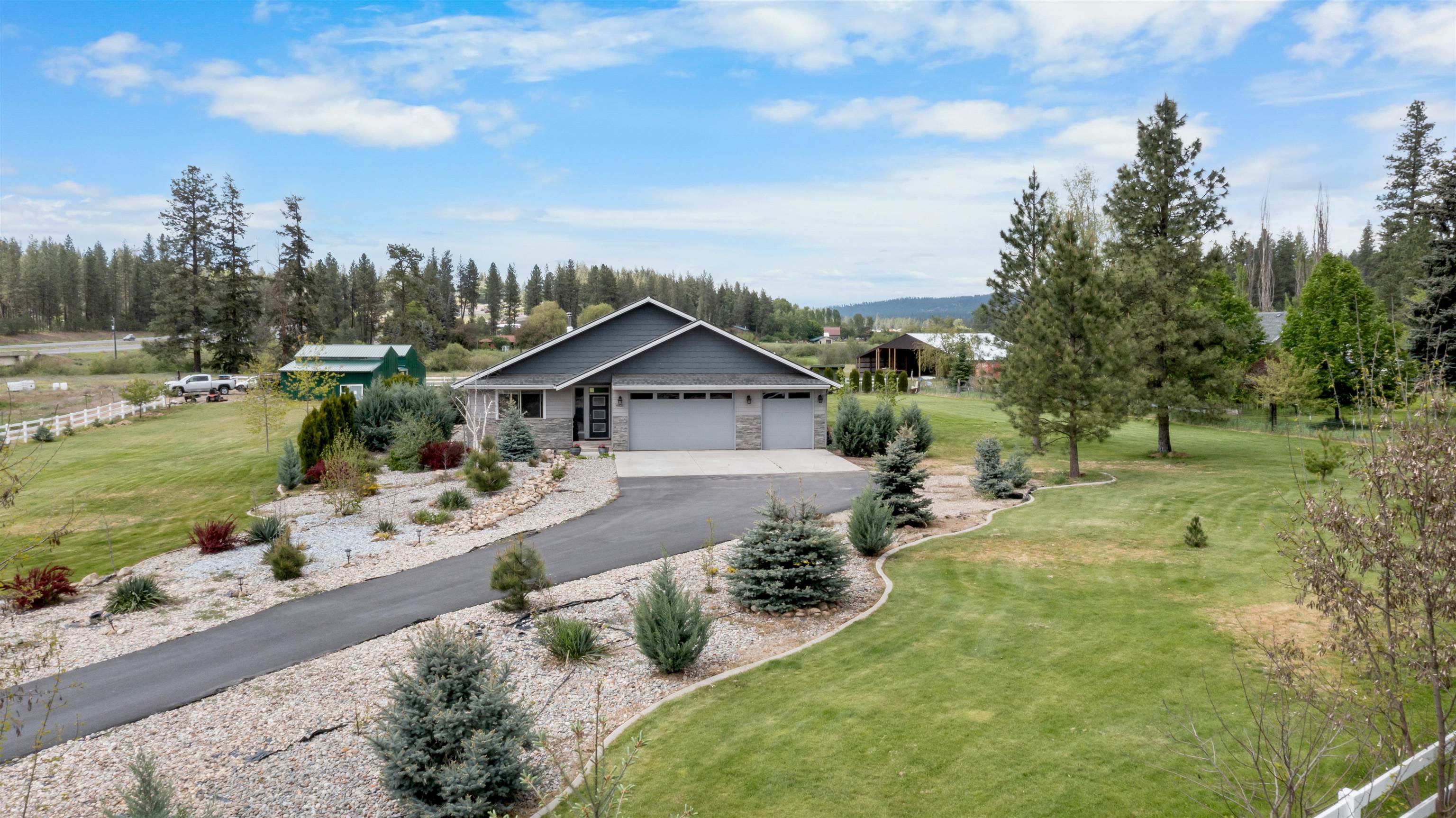 4021 East Chattaroy Road Chattaroy, WA 99003 - Photo 2 of 37 Gallery Image 2