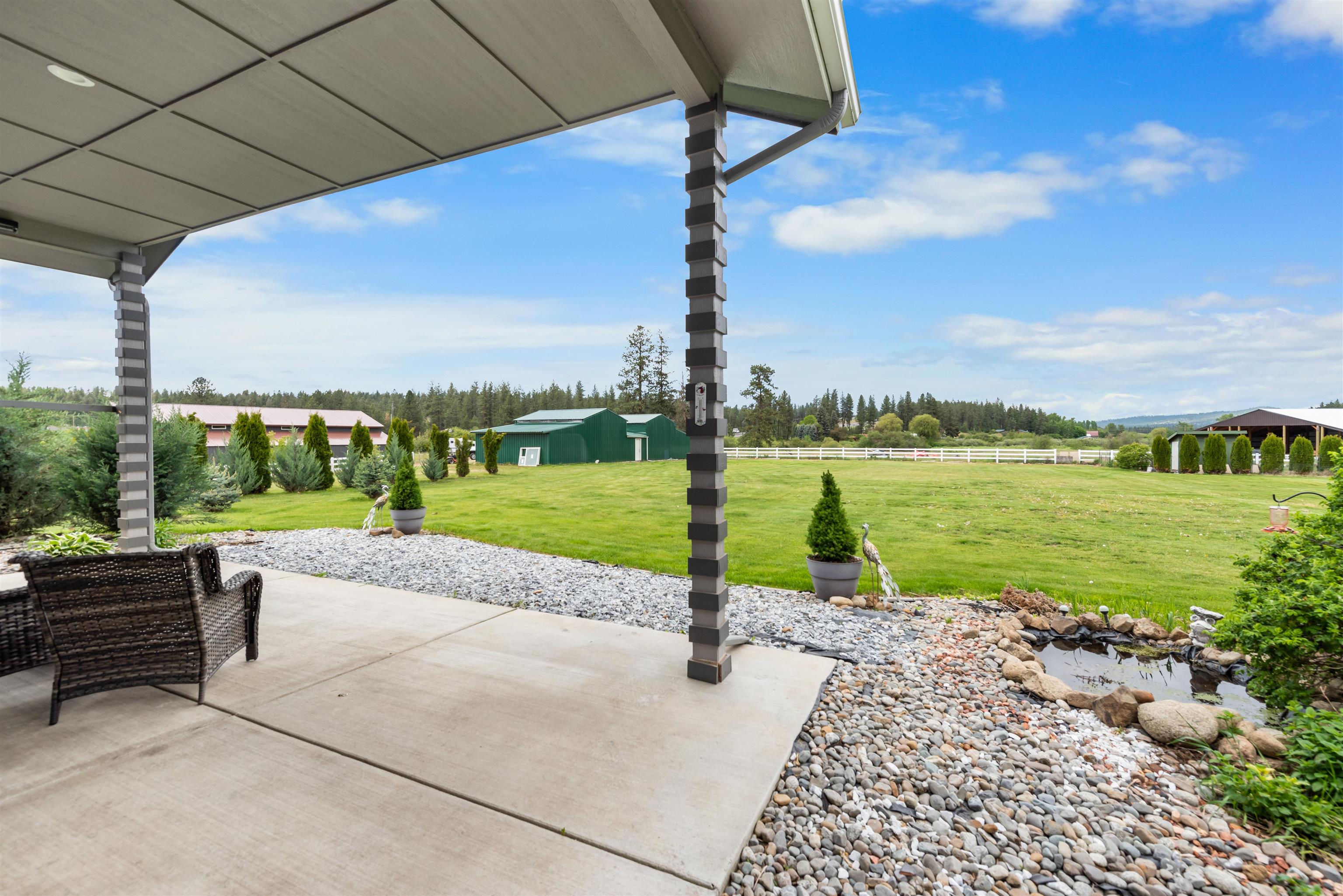 4021 East Chattaroy Road Chattaroy, WA 99003 - Photo 22 of 37 Gallery Image 22