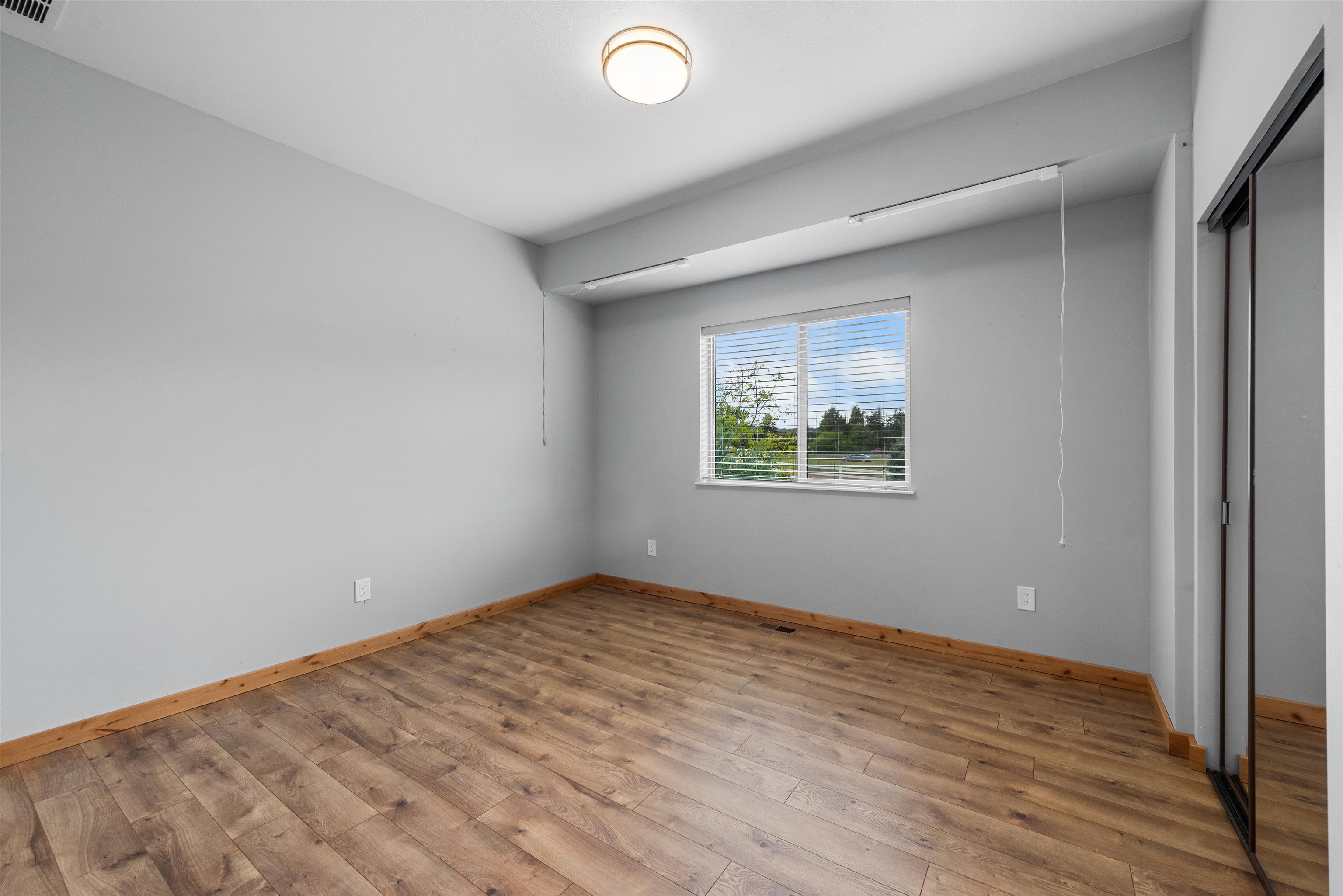 4021 East Chattaroy Road Chattaroy, WA 99003 - Photo 36 of 37 Gallery Image 36