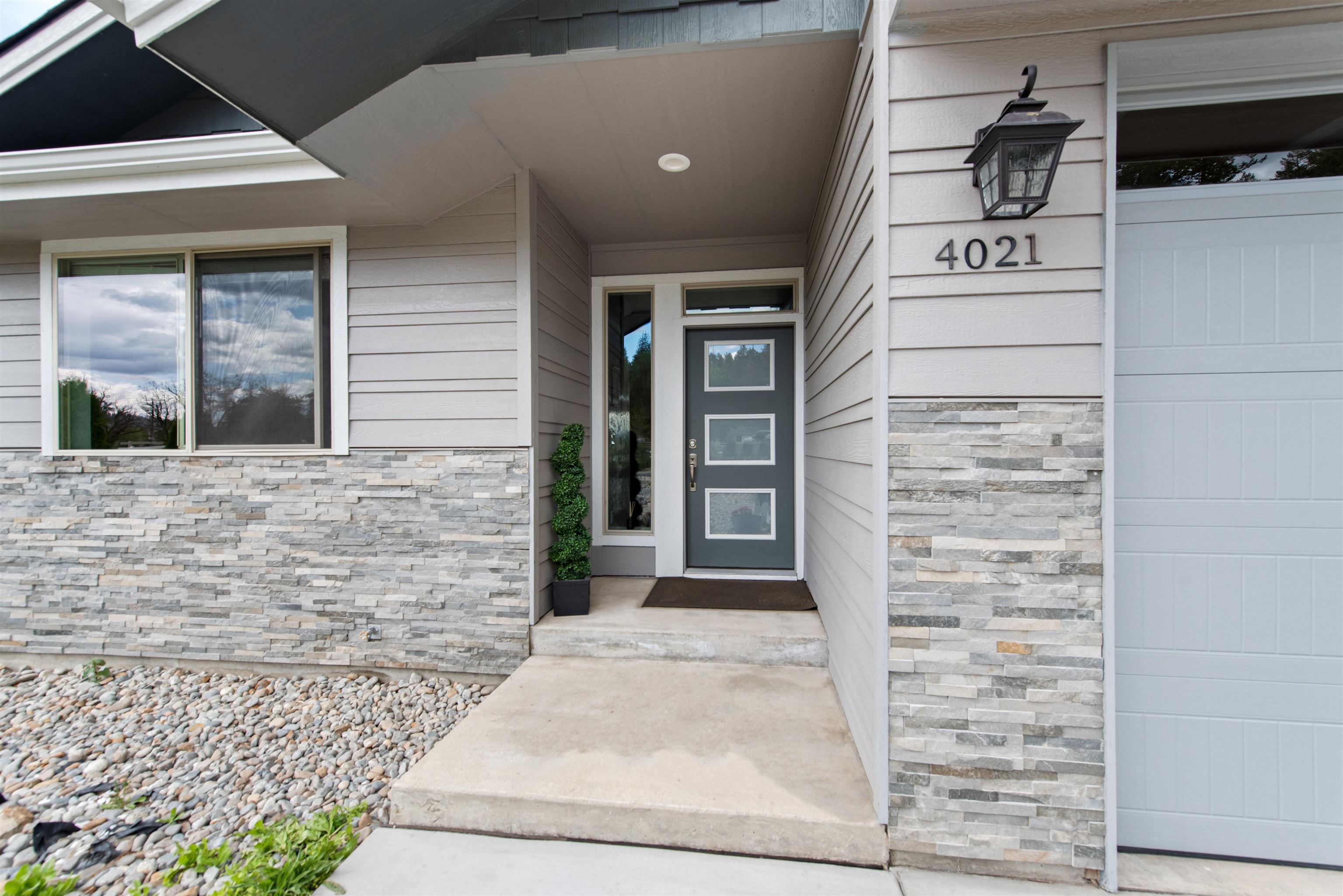 4021 East Chattaroy Road Chattaroy, WA 99003 - Photo 8 of 37 Gallery Image 8
