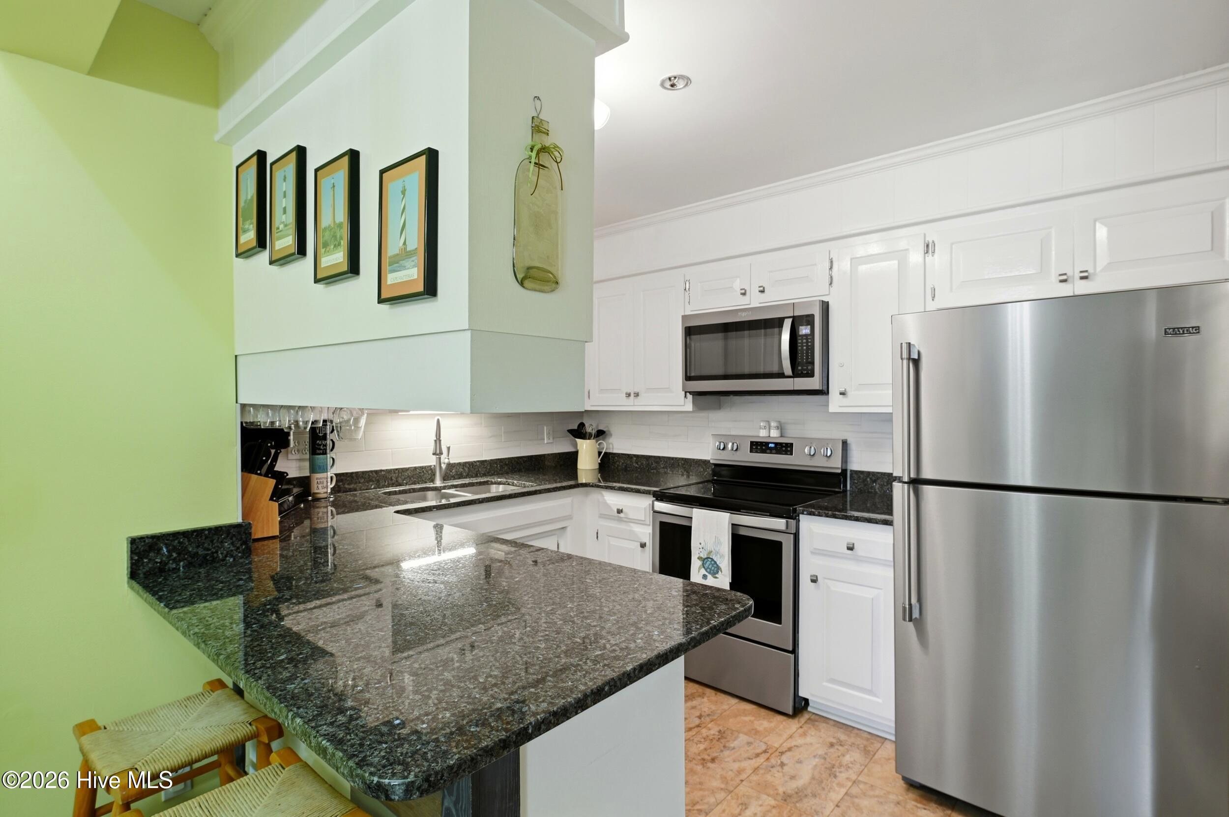 1896 New River Inlet Road, Unit 1412 North Topsail Beach, NC 28460 - Photo 27 of 67 13_1896_new_river_inlet_rd_011