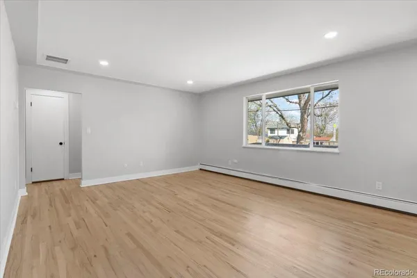 $4,000 | 2903 West 39th Avenue, Denver, CO 80211