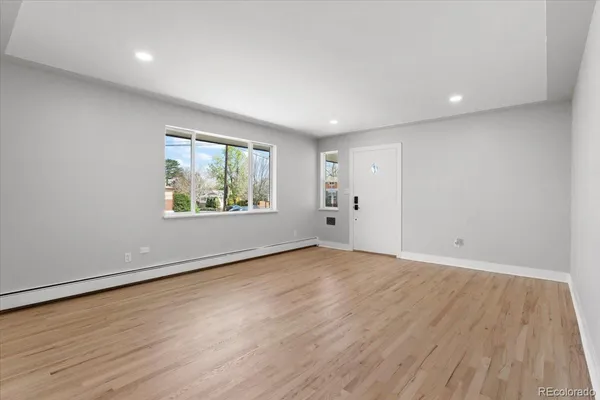 $4,000 | 2903 West 39th Avenue, Denver, CO 80211