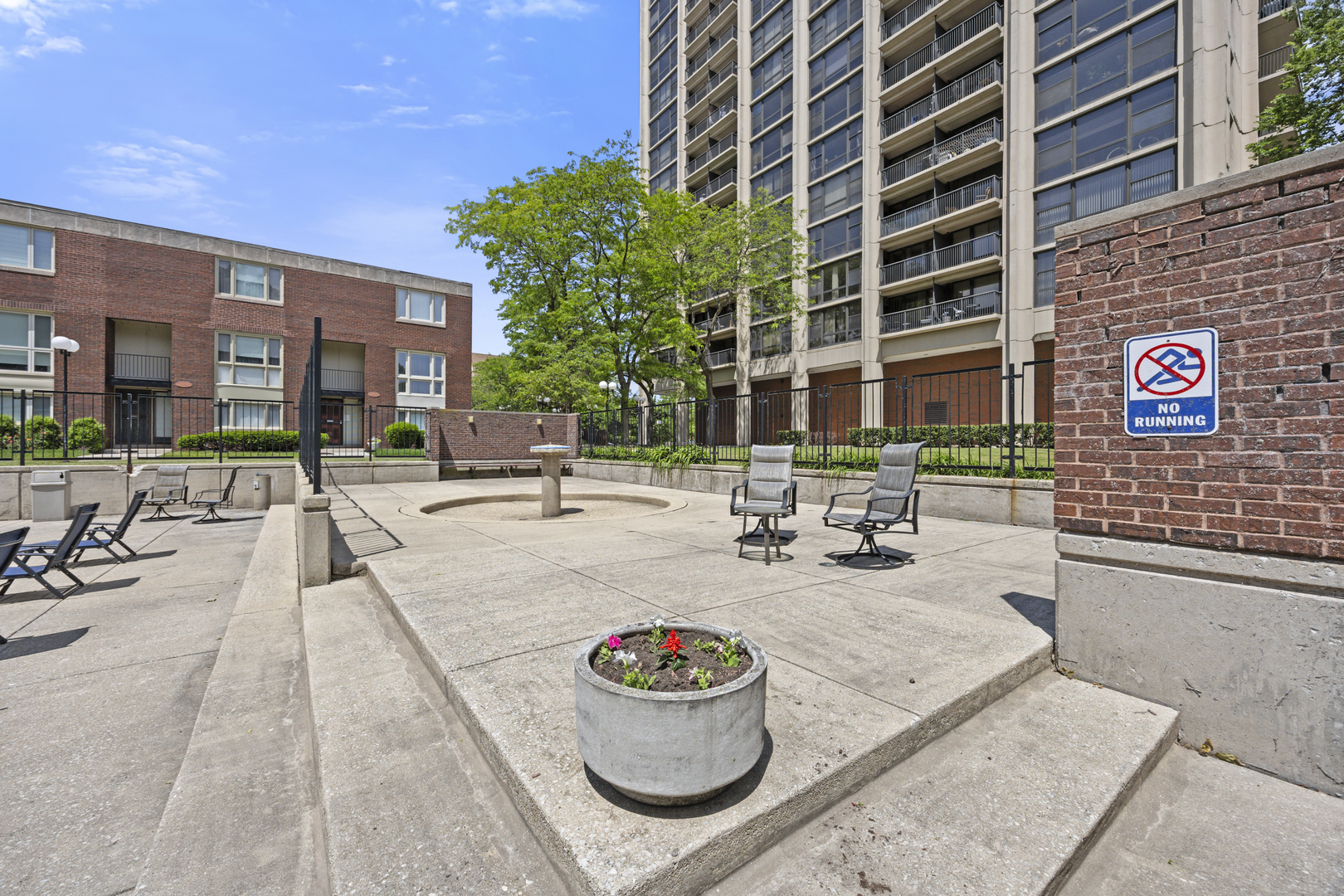 2605 South Indiana Avenue, Unit 1007B Chicago, IL 60616 - Photo 22 of 23