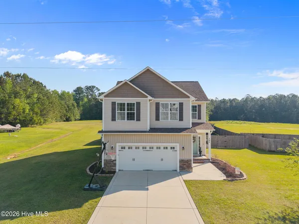 $363,000 | 105 Sparrows Point Lane, Jacksonville, NC 28540