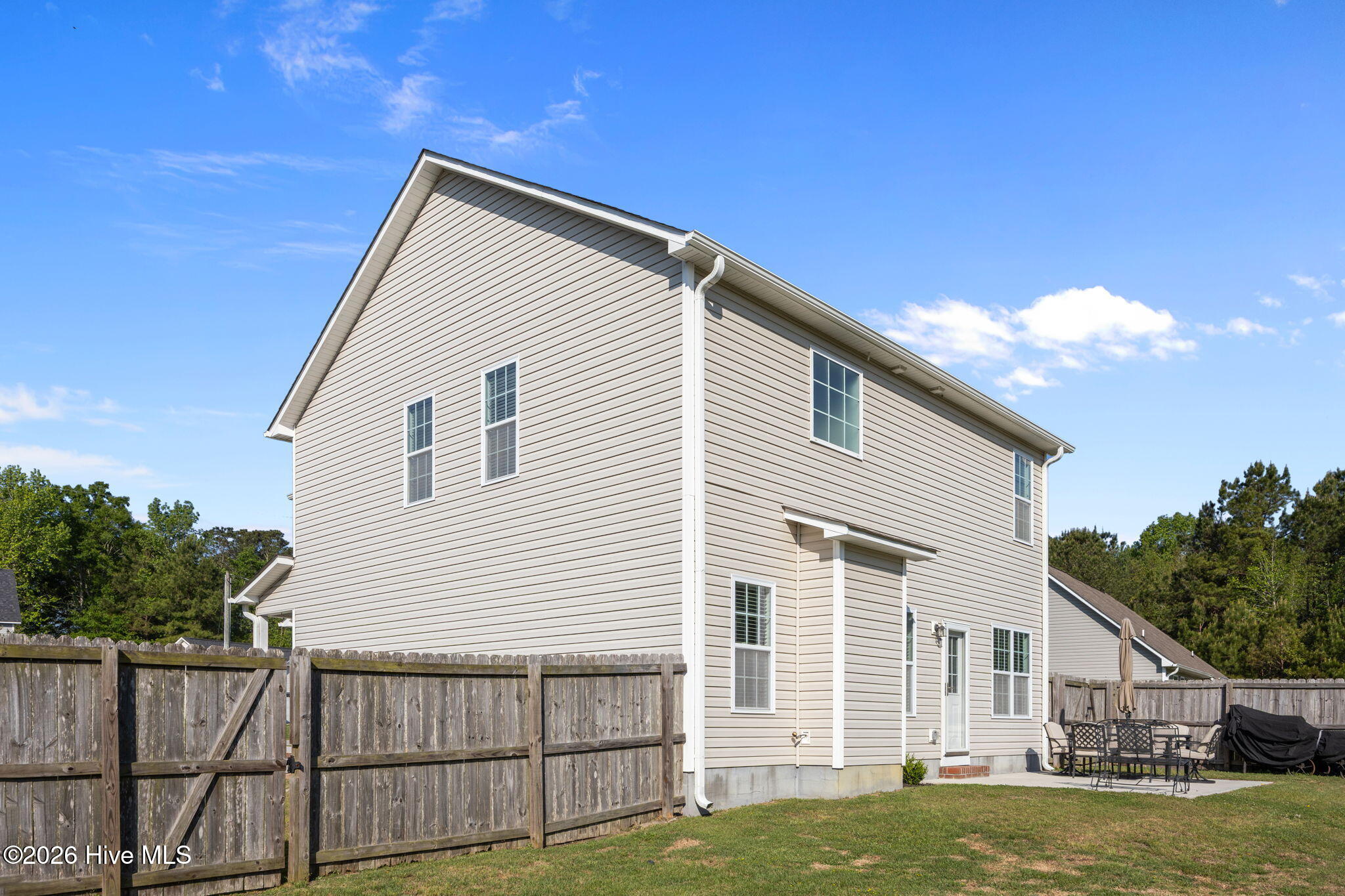 105 Sparrows Point Lane Jacksonville, NC 28540 - Photo 17 of 50 52-web-or-mls-105 Sparrows Point Ln. 111