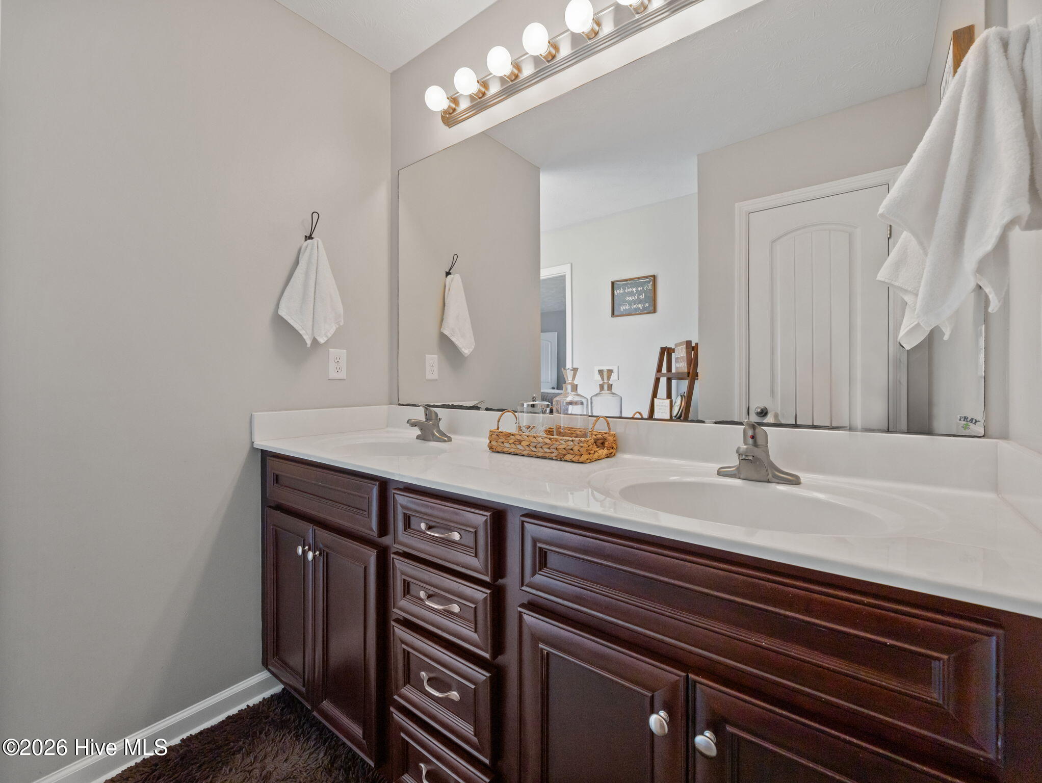 105 Sparrows Point Lane Jacksonville, NC 28540 - Photo 37 of 50 32-web-or-mls-105 Sparrows Point Ln. 85