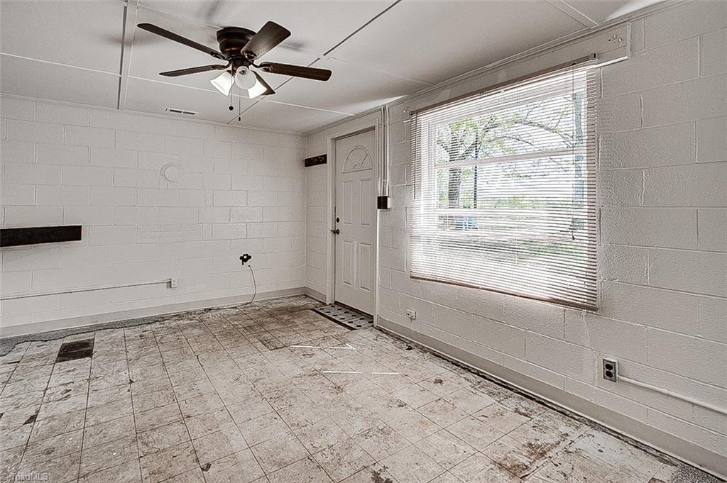 5416 Ferguson Road Liberty, NC 27298 - Photo 14 of 24 5420 Living Room