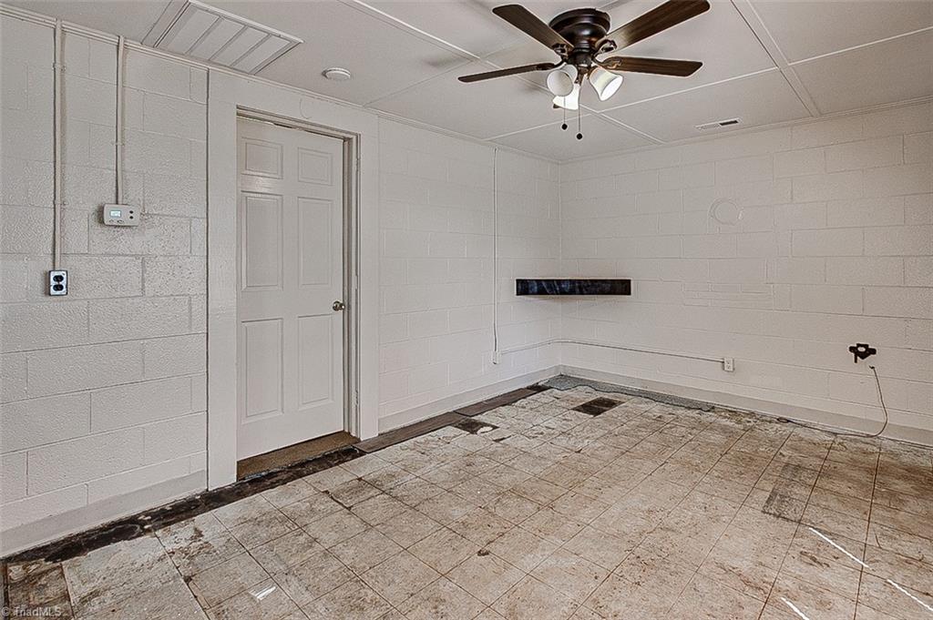 5416 Ferguson Road Liberty, NC 27298 - Photo 15 of 24 5420 Living Room