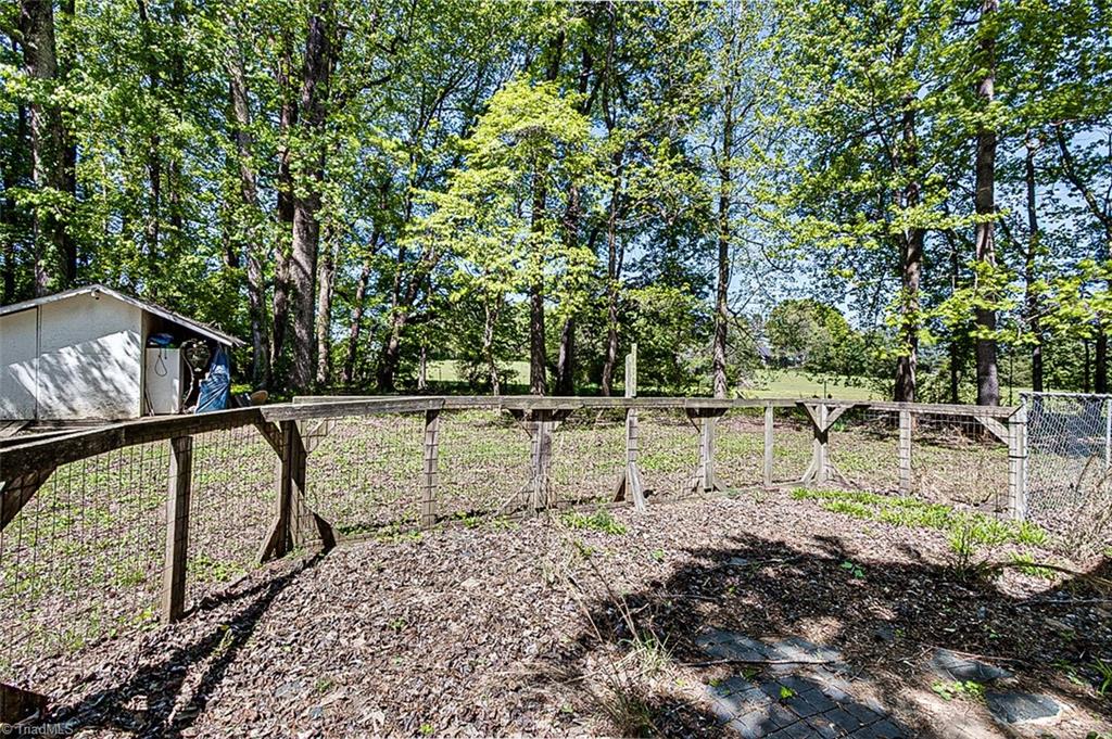 5416 Ferguson Road Liberty, NC 27298 - Photo 10 of 24 5416 fenced area