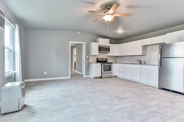 $3,000 | 23910 Farm To Market 362, Waller, TX 77484