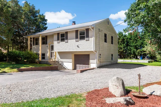 $639,000 | 45 Kenwood Road, Pocasset, MA 02559