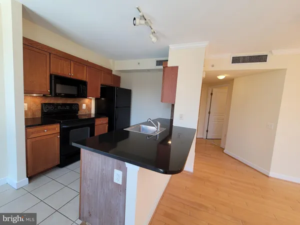 $3,500 | 631 D Street Northwest, Unit 733, Washington, DC 20004