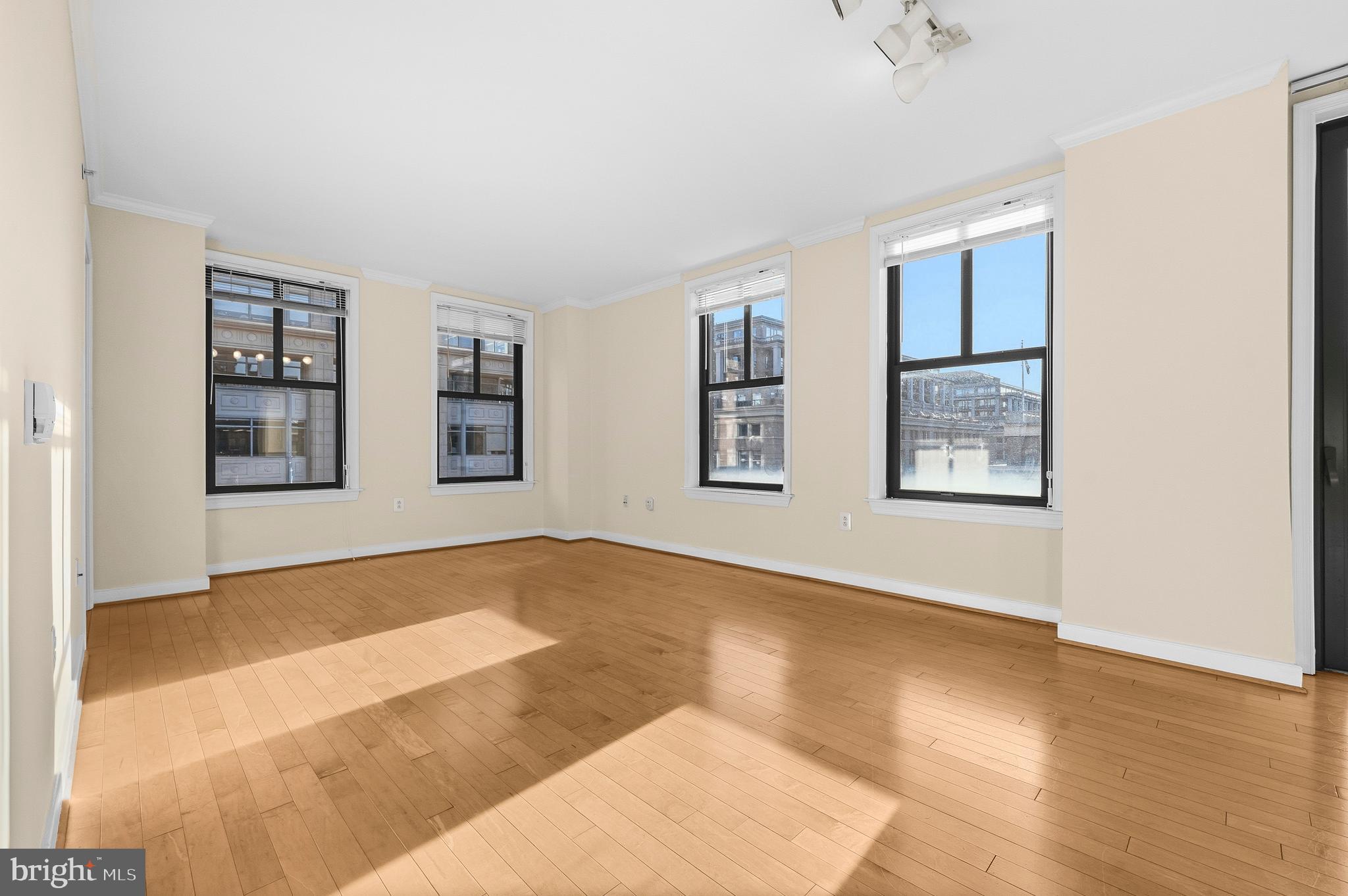 631 D Street Northwest, Unit 733 Washington, DC 20004 - Photo 22 of 119