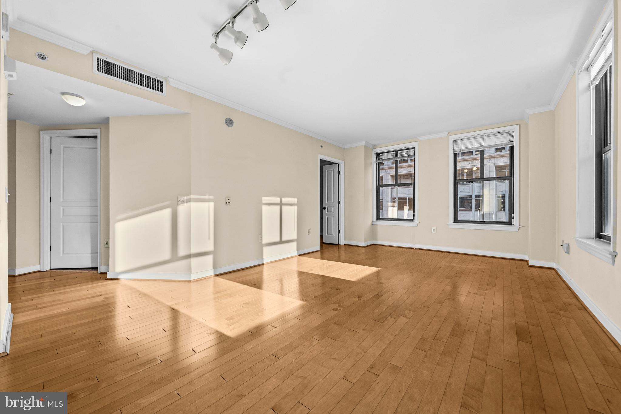 631 D Street Northwest, Unit 733 Washington, DC 20004 - Photo 24 of 119