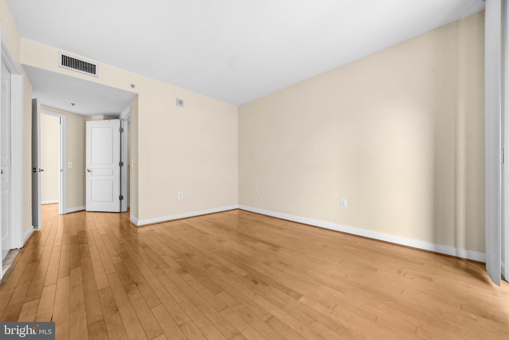 631 D Street Northwest, Unit 733 Washington, DC 20004 - Photo 31 of 100