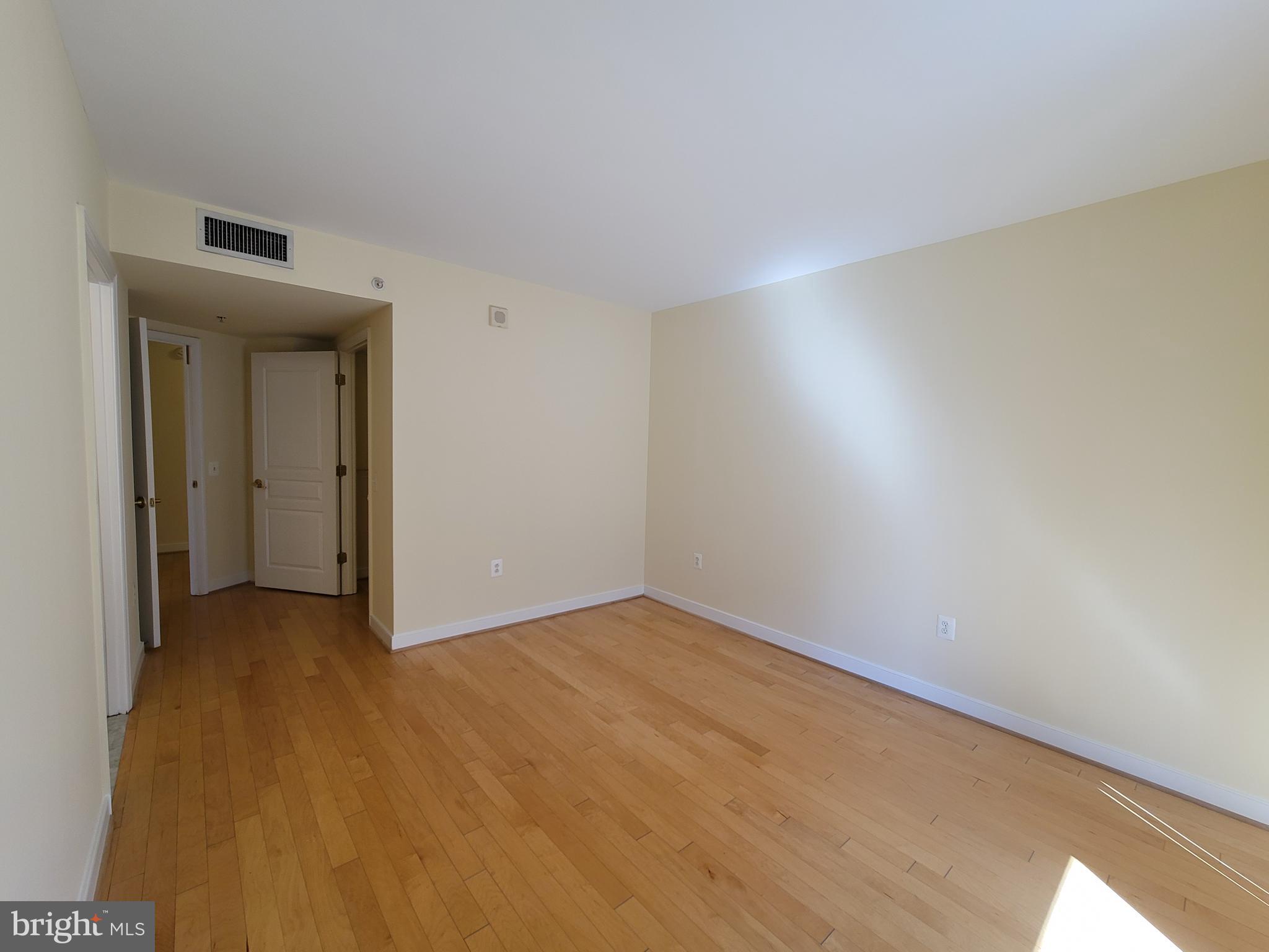 631 D Street Northwest, Unit 733 Washington, DC 20004 - Photo 35 of 119