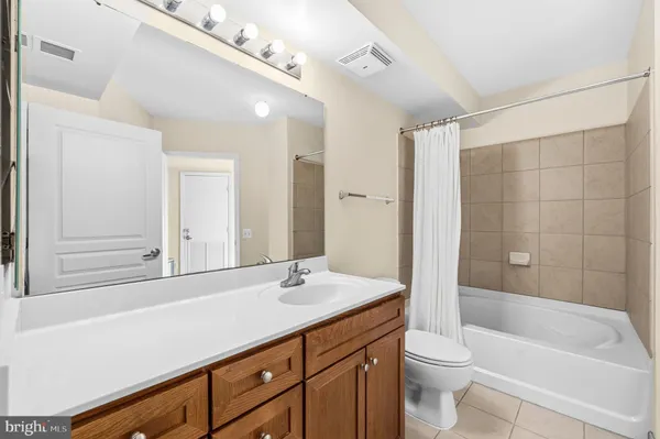 $3,500 | 631 D Street Northwest, Unit 733, Washington, DC 20004