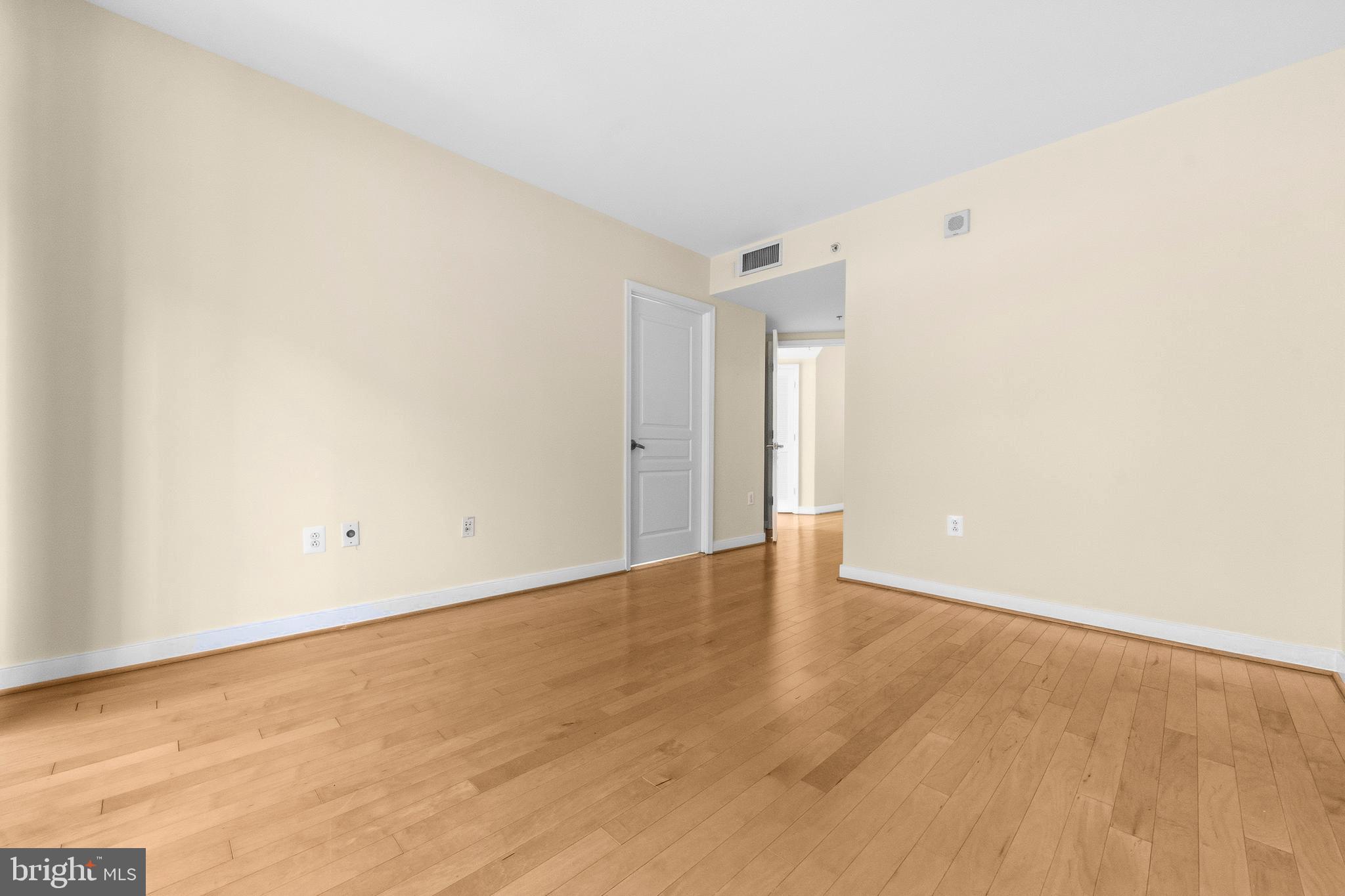 631 D Street Northwest, Unit 733 Washington, DC 20004 - Photo 49 of 119
