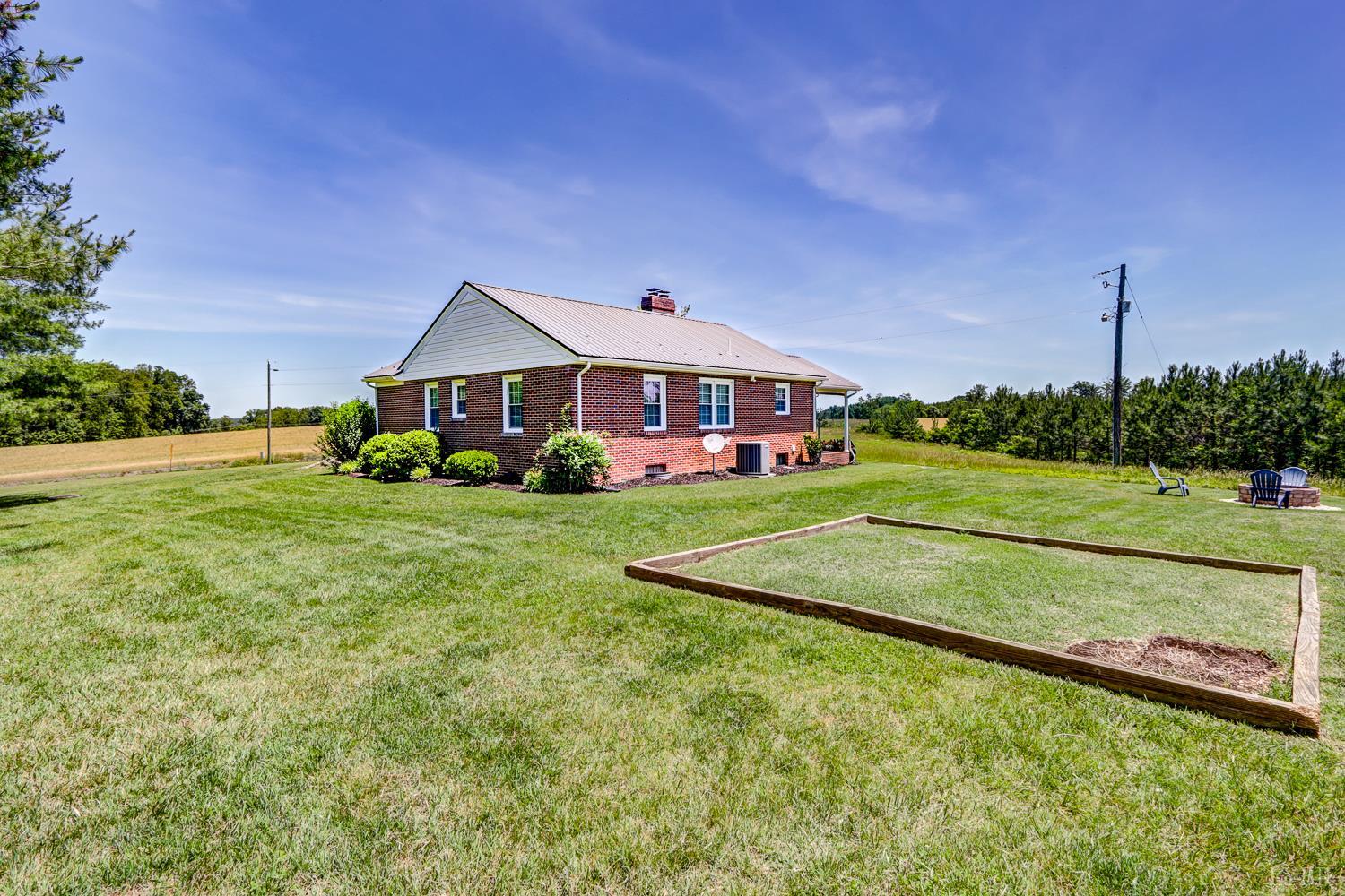 384 Novelty Road Union Hall, VA 24176 - Photo 13 of 49
