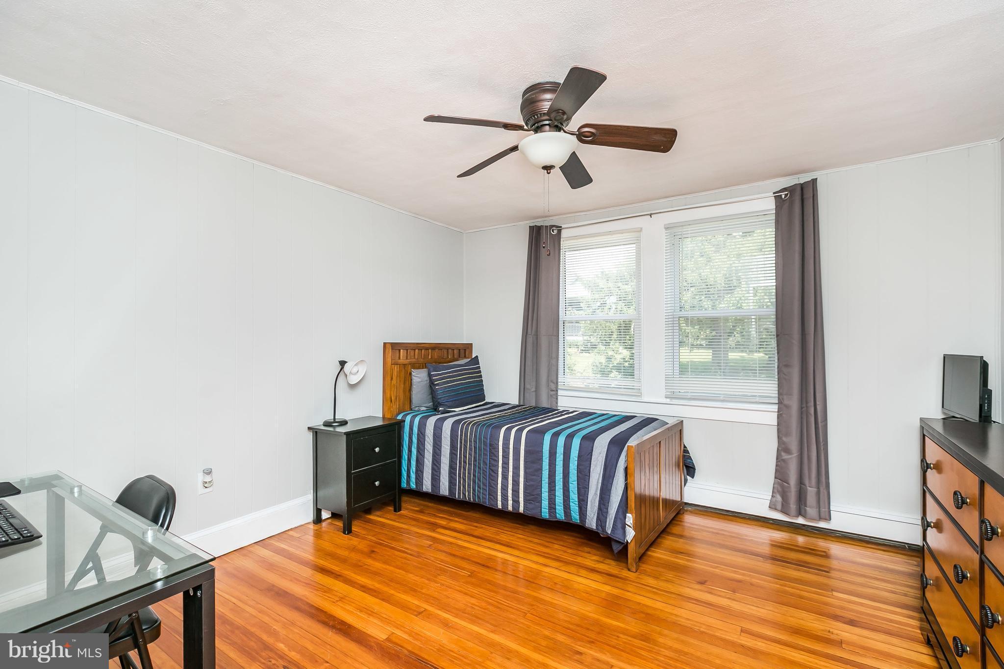 801 Woodsdale Road Baltimore, MD 21228 - Photo 16 of 29 3rd Bedroom has ceiling fan