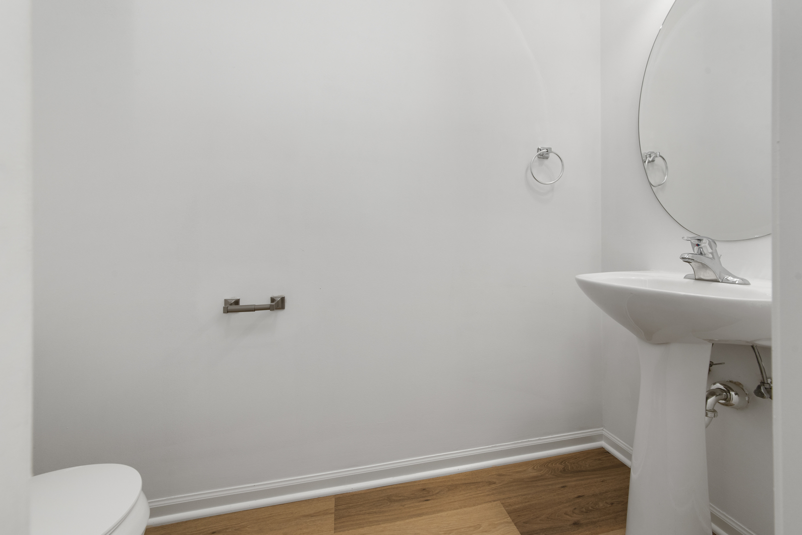 3721 Bailey Road Yorkville, IL 60560 - Photo 8 of 18 a bathroom with a sink toilet
