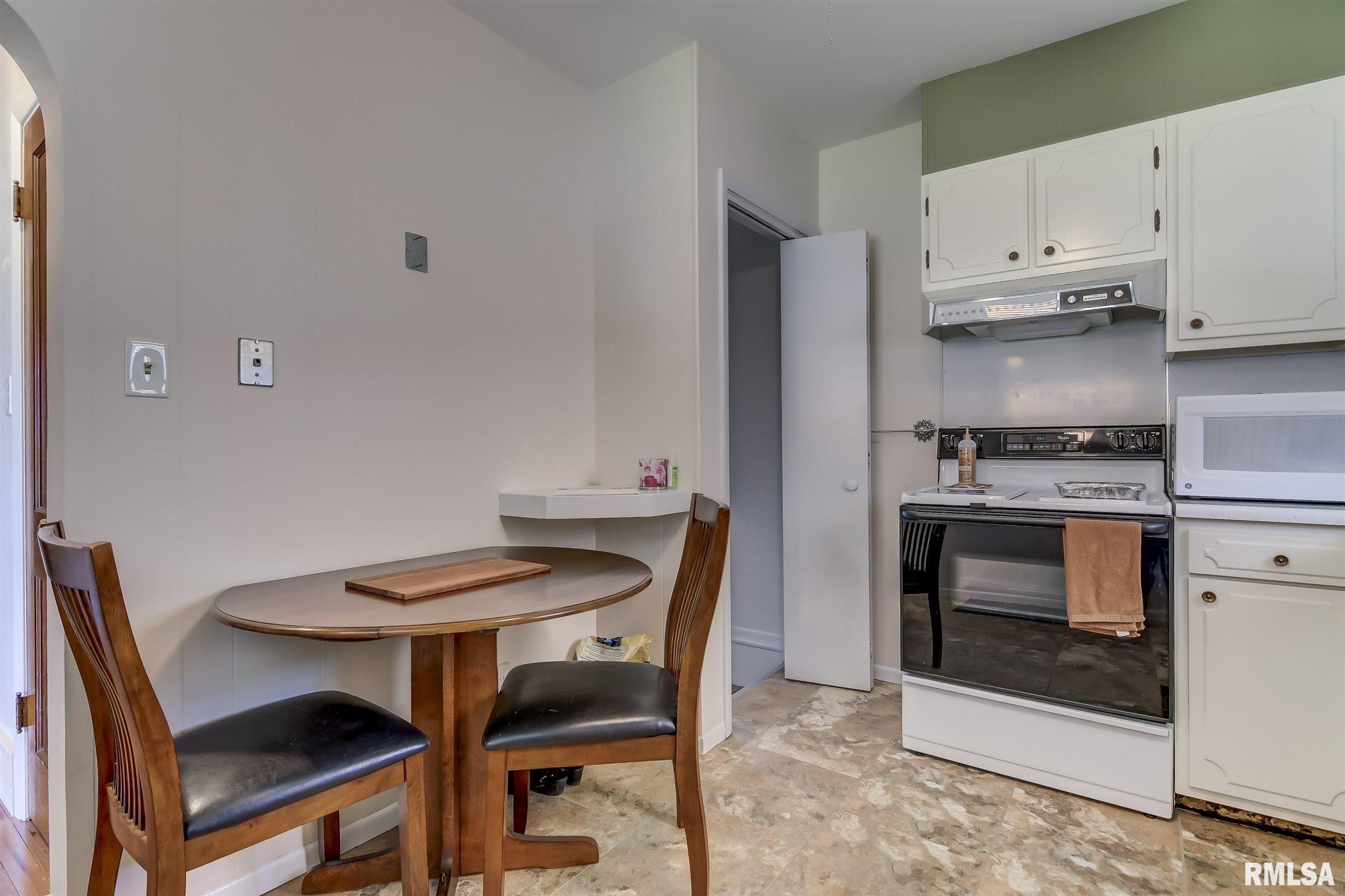 2520 South 4th Street Springfield, IL 62703 - Photo 8 of 21