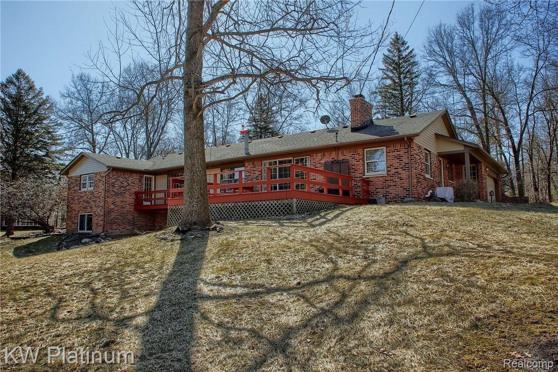 1925 Brewer Road Leonard, MI 48367 - Photo 37 of 47 35-Rear 2nd View.jpg