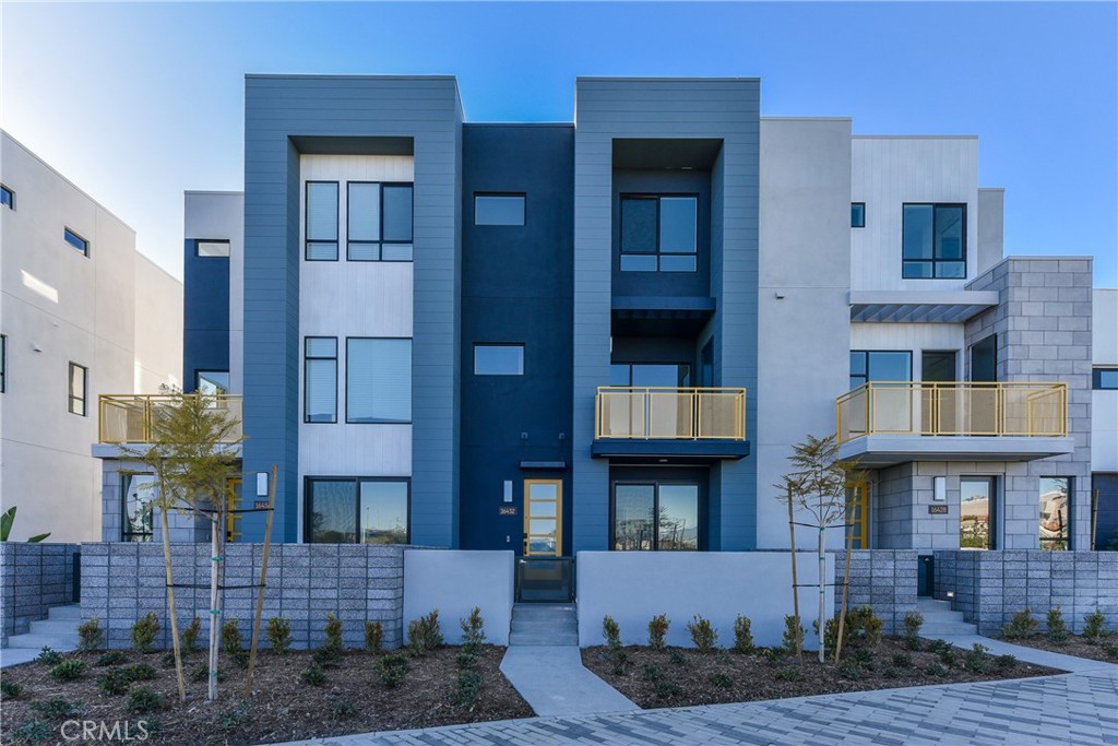 16432 Compass Avenue Tustin, CA 92782 - Photo 1 of 35 a front view of a building