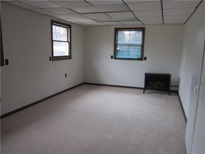 104 Bucks Road Cranberry Township, PA 16066 - Photo 16 of 19 Den/Family/Great Room.