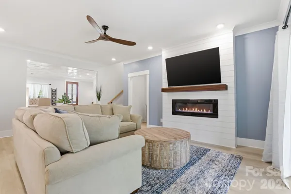 $760,000 | 420 Stillwater Road, Troutman, NC 28166